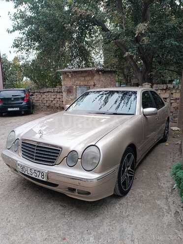 Mercedes E 220 d 2001, 299,123 km - 2.2 l - Bakı