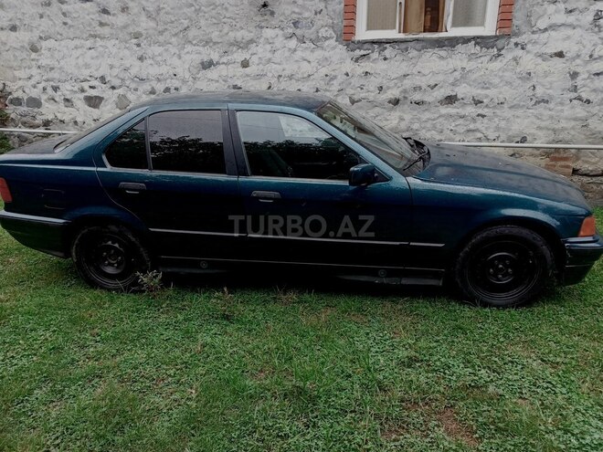 BMW 316 1994, 370,128 km - 1.6 л - Zaqatala