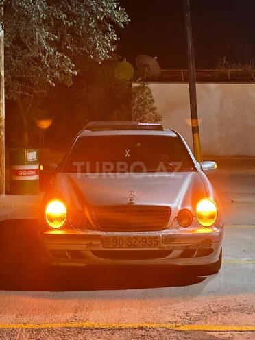 Mercedes E 200 2000, 180,000 km - 2.0 l - Bakı