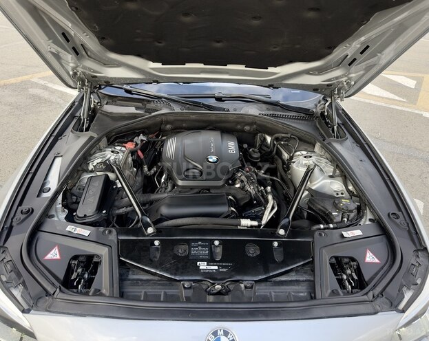 BMW 520 2016, 164,000 km - 2.0 л - Bakı