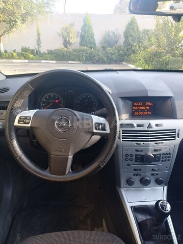 Opel Astra 2009, 265,000 km - 1.4 l - Gəncə
