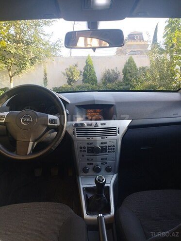 Opel Astra 2009, 265,000 km - 1.4 l - Gəncə