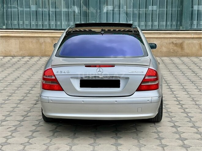 Mercedes E 240 2002, 286,865 km - 2.4 l - Sumqayıt