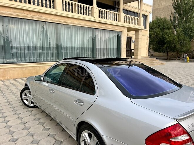 Mercedes E 240 2002, 286,865 km - 2.4 l - Sumqayıt