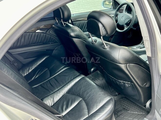 Mercedes E 240 2002, 286,865 km - 2.4 l - Sumqayıt