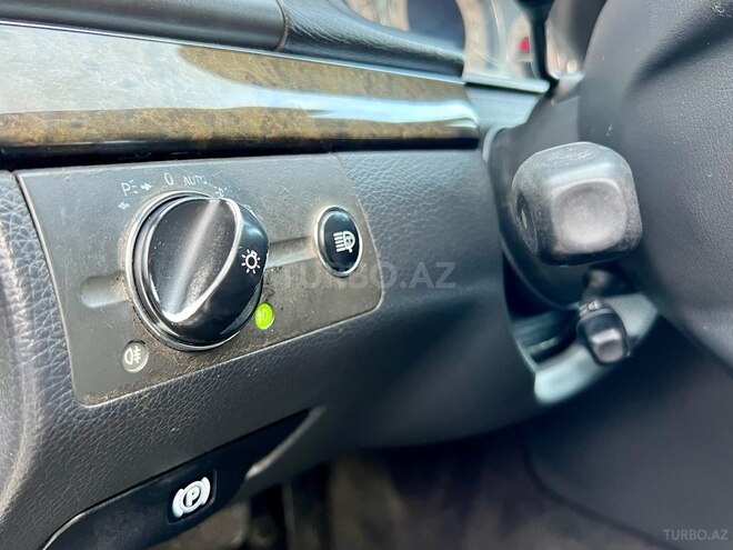 Mercedes E 240 2002, 286,865 km - 2.4 l - Sumqayıt
