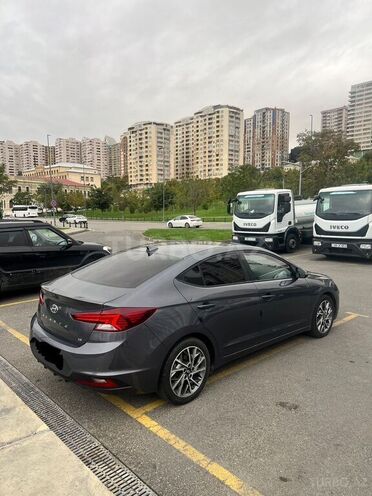 Hyundai Elantra 2019, 173,514 km - 1.6 l - Bakı