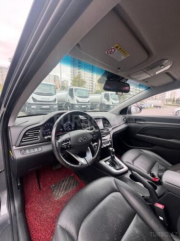 Hyundai Elantra 2019, 173,514 km - 1.6 l - Bakı