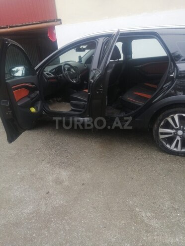 LADA (VAZ) Vesta SW Cross 2019, 40,000 km - 1.8 l - Astara