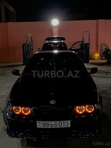 BMW 525 2001, 300,000 km - 2.5 l - Bakı