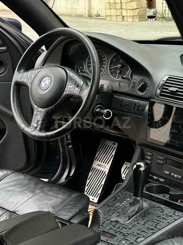 BMW 525 2001, 300,000 km - 2.5 l - Bakı
