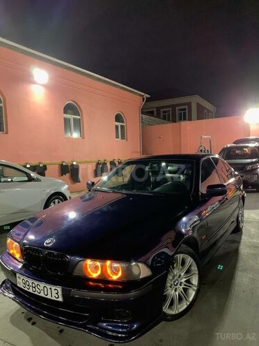 BMW 525 2001, 300,000 km - 2.5 l - Bakı