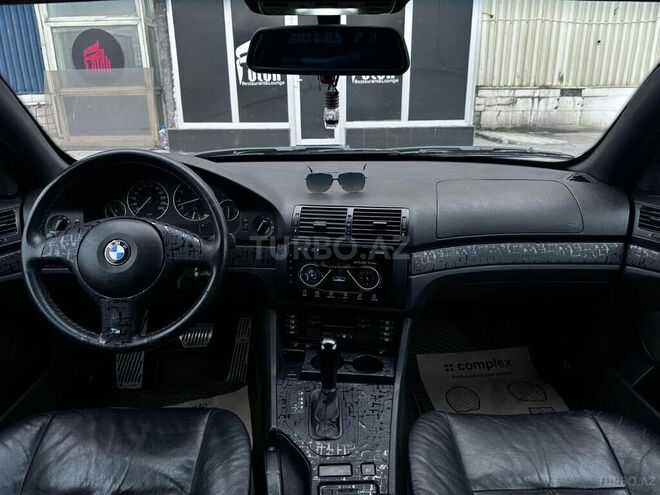 BMW 525 2001, 300,000 km - 2.5 l - Bakı