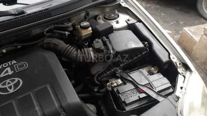 Toyota Corolla 2006, 222,000 km - 1.4 l - Bakı