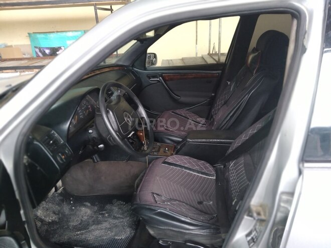 Mercedes C 220 1998, 230,000 km - 2.2 л - Kürdəmir