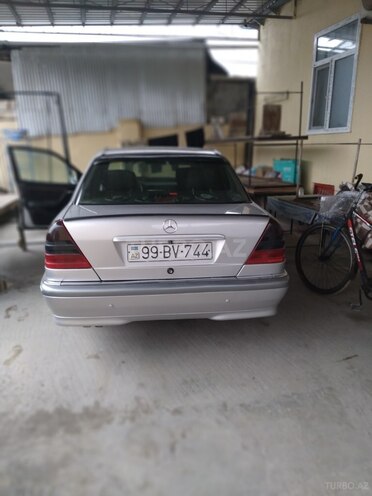 Mercedes C 220 1998, 230,000 km - 2.2 л - Kürdəmir