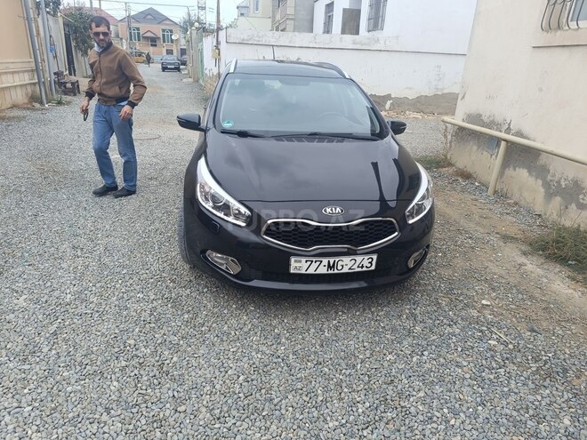Kia Ceed 2014, 170,000 km - 2.0 l - Bakı