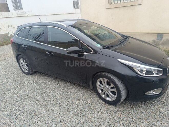 Kia Ceed 2014, 170,000 km - 2.0 l - Bakı