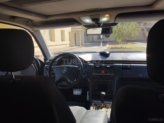 Mercedes E 240 2002, 490,000 km - 2.4 л - Beyləqan