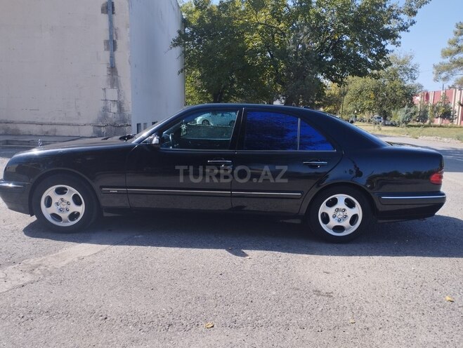 Mercedes E 240 2002, 490,000 km - 2.4 л - Beyləqan