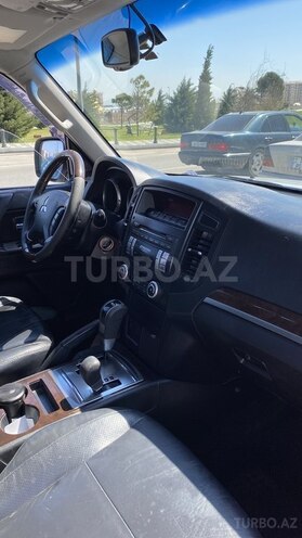 Mitsubishi Pajero 2011, 220,000 km - 3.5 л - Bakı