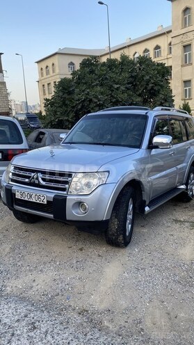 Mitsubishi Pajero 2011, 220,000 km - 3.5 л - Bakı