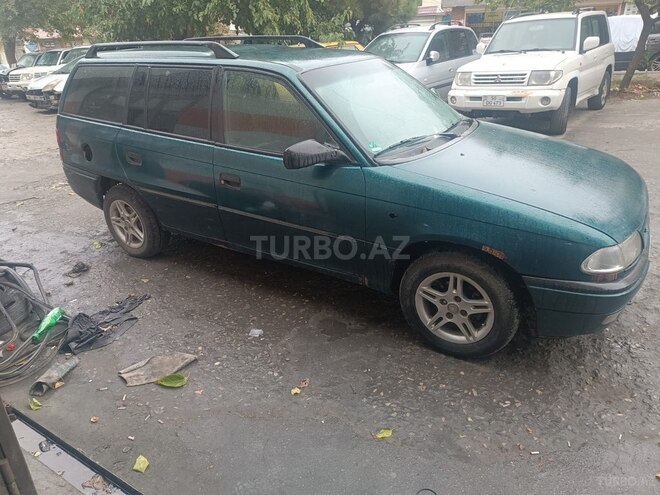 Opel Vectra 1997, 352,800 km - 1.6 л - Bakı