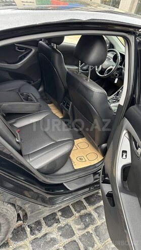 Hyundai Elantra 2015, 195,000 km - 1.6 l - Bakı