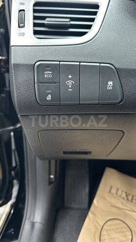 Hyundai Elantra 2015, 195,000 km - 1.6 l - Bakı