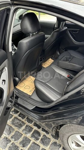 Hyundai Elantra 2015, 195,000 km - 1.6 l - Bakı