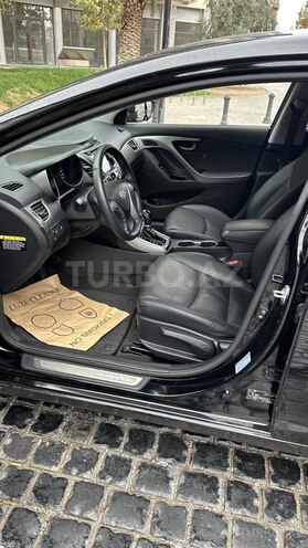 Hyundai Elantra 2015, 195,000 km - 1.6 l - Bakı