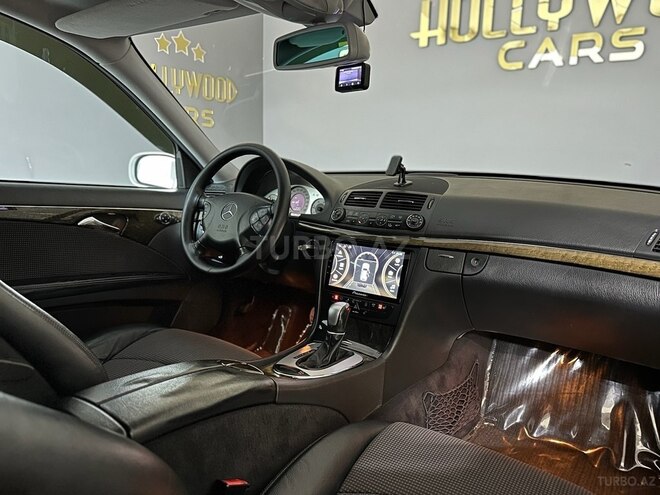 Mercedes E 220 d 2004, 224,000 km - 2.2 л - Bakı