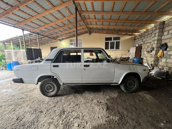 LADA (VAZ) 2107 2005, 58,641 km - 1.6 л - Şabran
