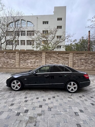 Mercedes E 350 d 2010, 301,000 km - 3.0 l - Bakı