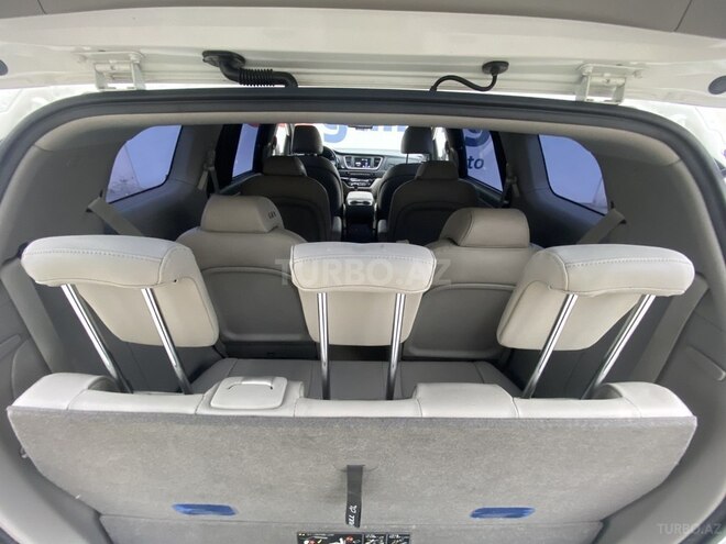 Kia Carnival-6