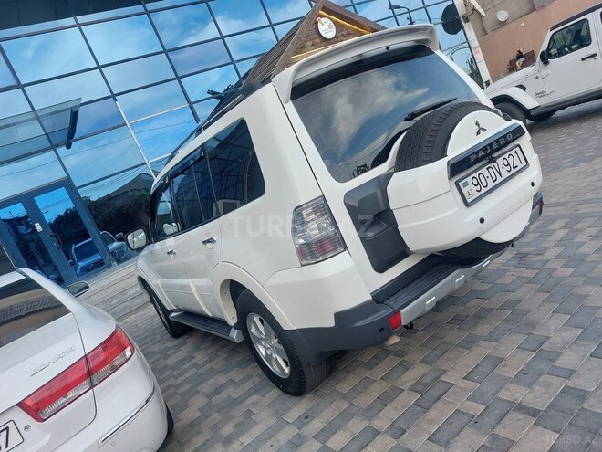 Mitsubishi Pajero 2008, 286,000 km - 3.0 l - Bakı