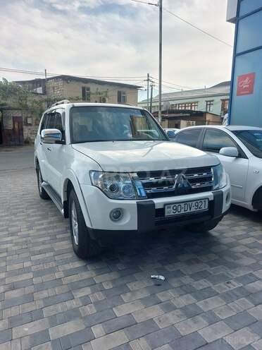 Mitsubishi Pajero 2008, 286,000 km - 3.0 l - Bakı