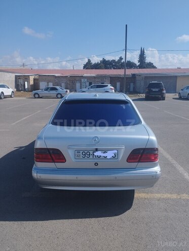 Mercedes E 240 1999, 275,000 km - 2.4 l - Masallı