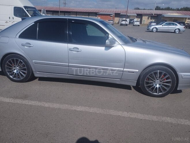 Mercedes E 240 1999, 275,000 km - 2.4 l - Masallı