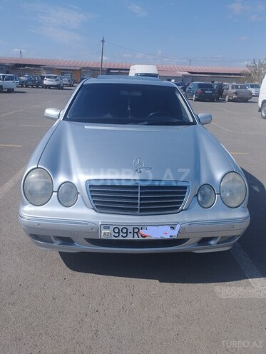 Mercedes E 240 1999, 275,000 km - 2.4 l - Masallı
