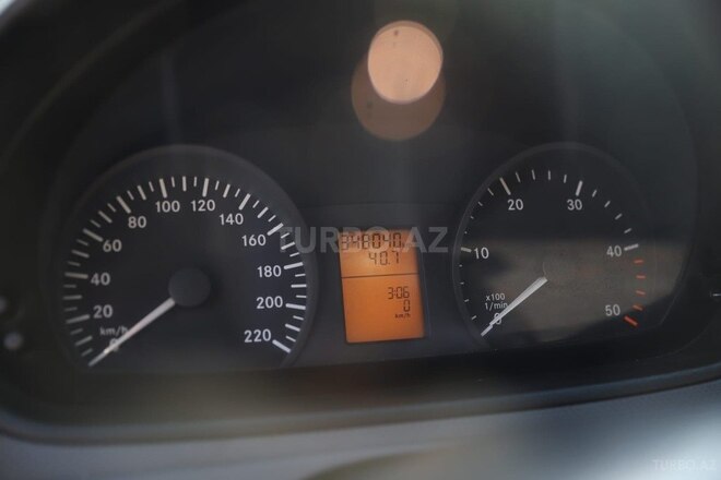 Mercedes Vito 115 2006, 358,000 km - 2.2 l - Qax