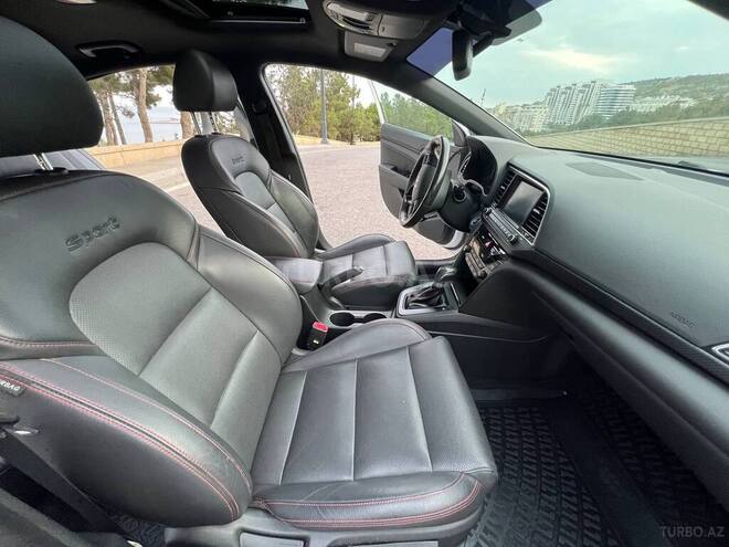 Hyundai Elantra 2017, 150,000 km - 1.6 л - Bakı