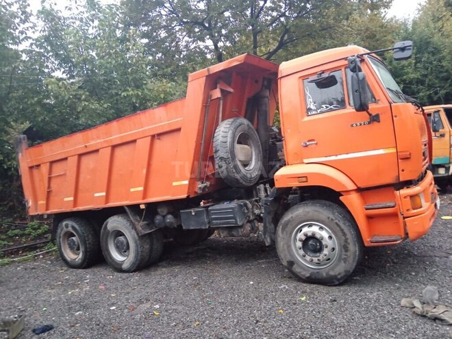KamAz 6520 2005, 111,200 km - 11.0 l - İsmayıllı