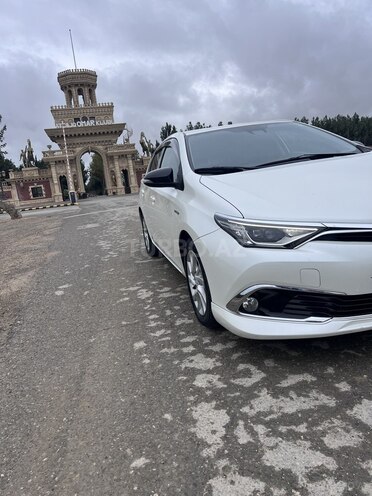 Toyota Auris 2016, 87,000 km - 1.8 l - Bakı