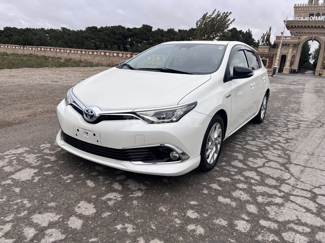 Toyota Auris 2016, 87,000 km - 1.8 l - Bakı