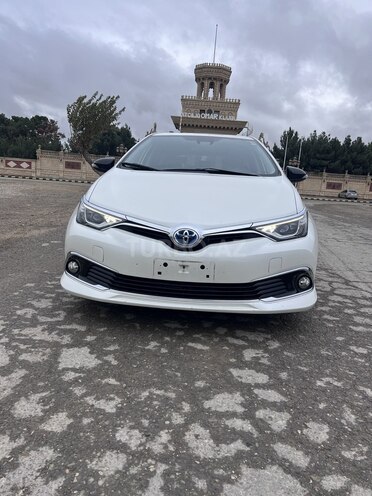 Toyota Auris 2016, 87,000 km - 1.8 l - Bakı