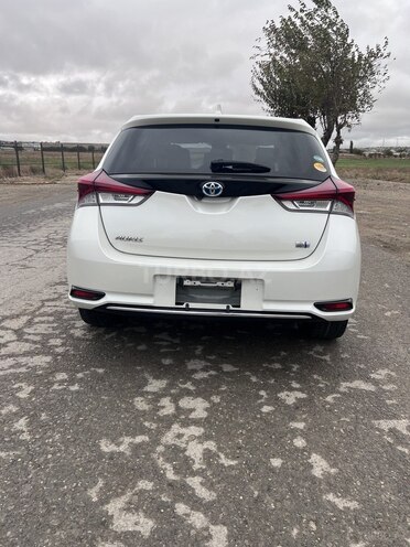 Toyota Auris 2016, 87,000 km - 1.8 l - Bakı