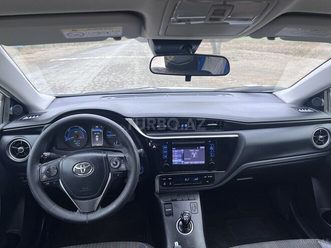 Toyota Auris 2016, 87,000 km - 1.8 l - Bakı