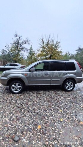 Nissan X-Trail 2001, 280,000 km - 2.0 l - Qusar
