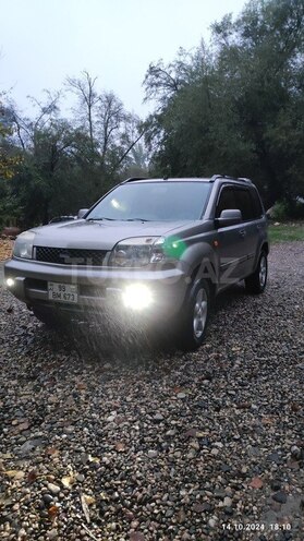 Nissan X-Trail 2001, 280,000 km - 2.0 l - Qusar